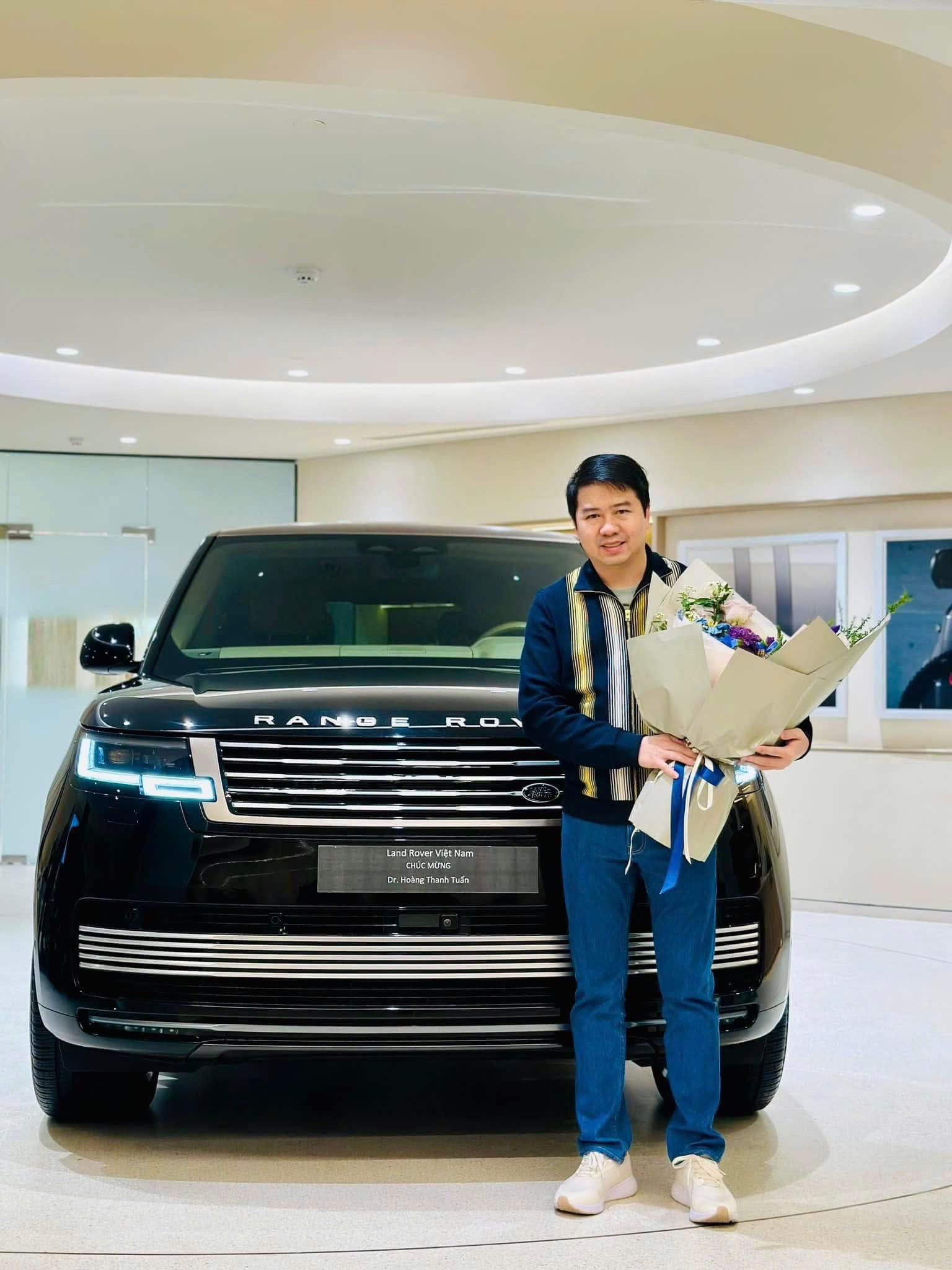 Soi cấu hình hai chiếc Range Rover 30 tỷ chính hãng mới bán tại Việt Nam Soi cấu hình hai chiếc Range Rover 30 tỷ chính hãng mới bán tại Việt Nam