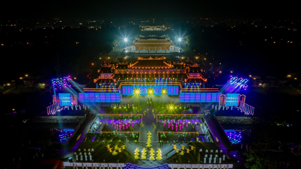 Thành phố Huế trực thuộc Trung ương: Triển vọng việc làm, nâng cao thu nhập và phúc lợi xã hội