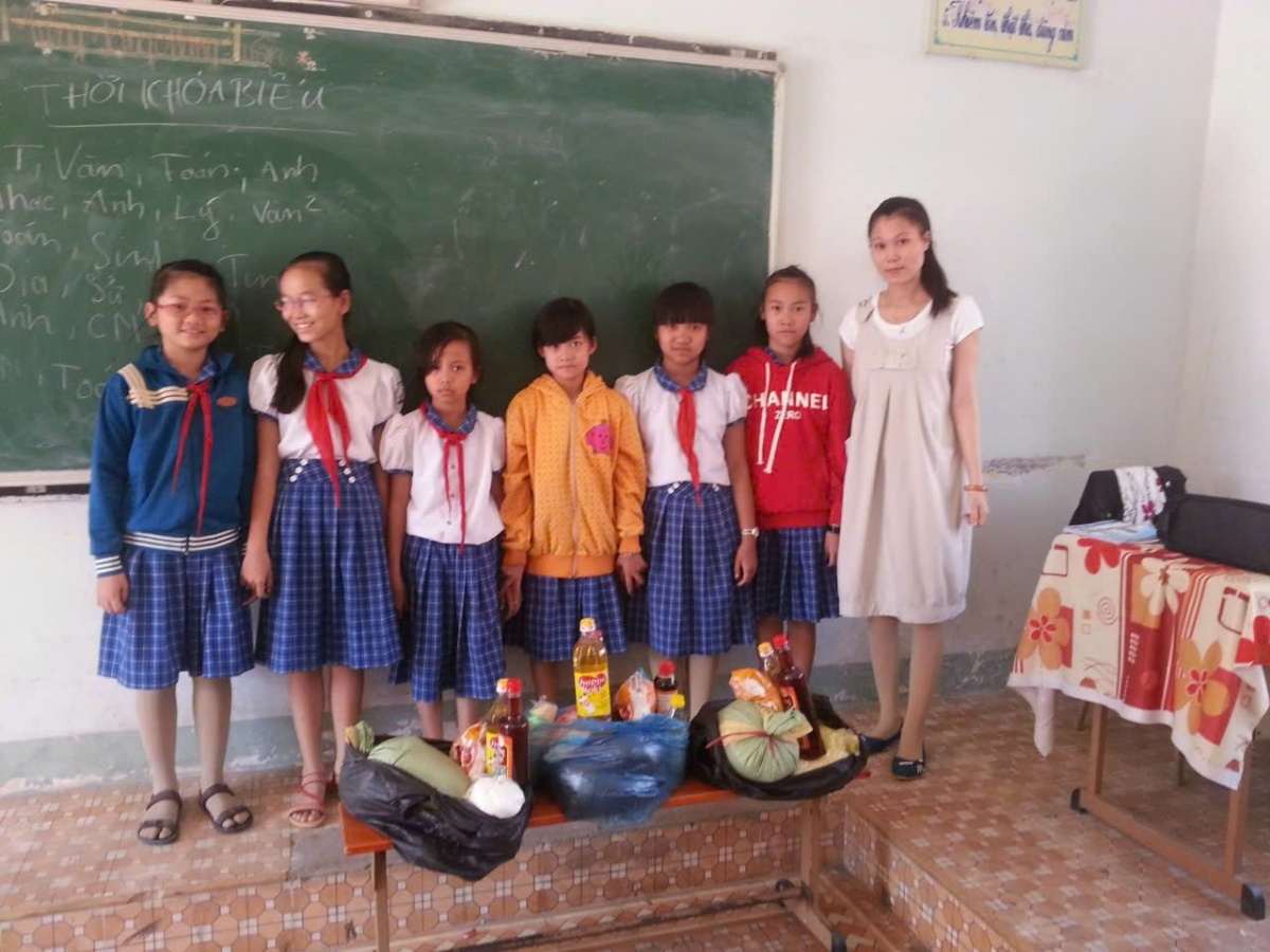 Hành trình vững bước trong gian khó của cô giáo Thu Hiền Hành trình vững bước trong gian khó của cô giáo Thu Hiền