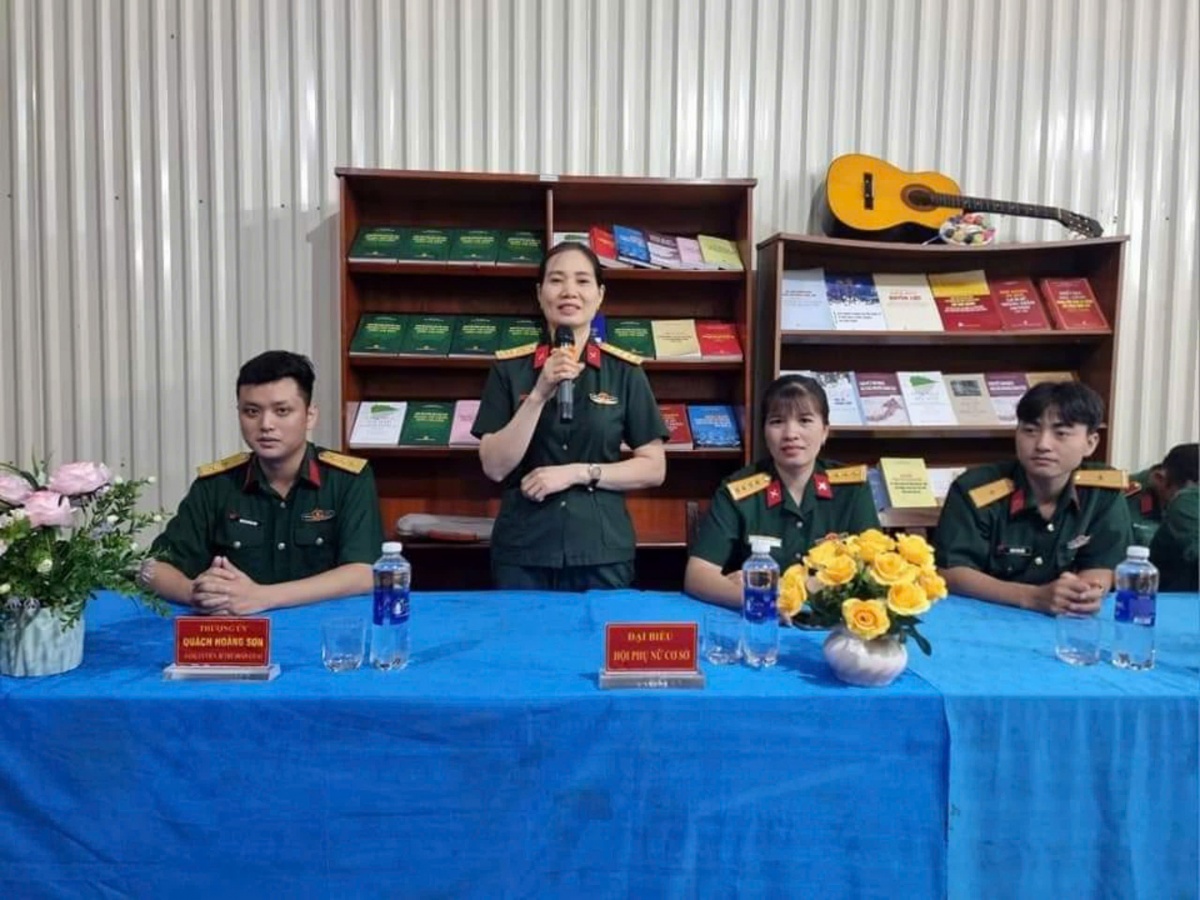 Nữ bếp trưởng nuôi quân chăm lo từng miếng ăn cho đồng đội Nữ bếp trưởng nuôi quân chăm lo từng miếng ăn cho đồng đội