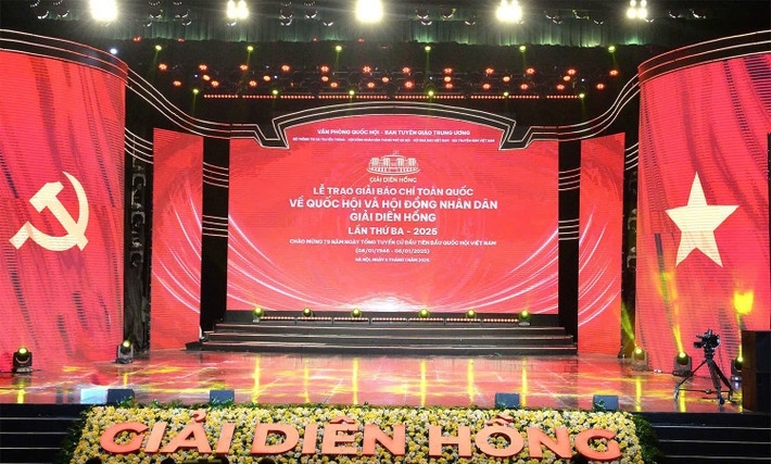 Lễ trao giải Diên Hồng lần thứ ba vinh danh 83 tác phẩm xuất sắc