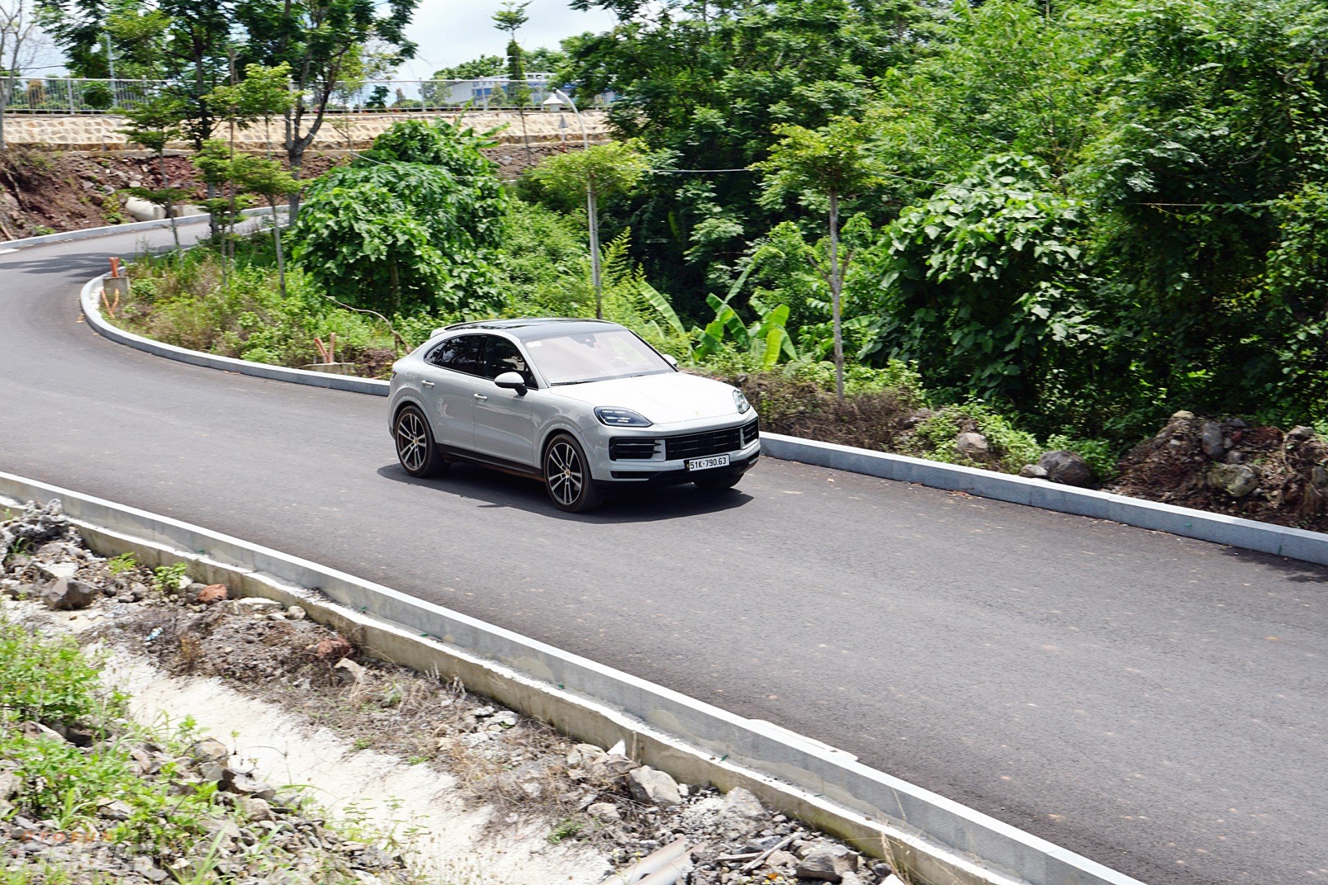 Đánh giá nhanh Porsche Cayenne Coupe 2024 Đánh giá nhanh Porsche Cayenne Coupe 2024