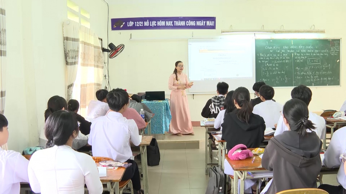 Người lao động, doanh nghiệp nỗ lực sáng tạo vì sự phát triển của Đà Nẵng Người lao động, doanh nghiệp nỗ lực sáng tạo vì sự phát triển của Đà Nẵng