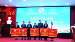 Tăng cường vai trò đại diện, đồng hành cùng người lao động vượt khó