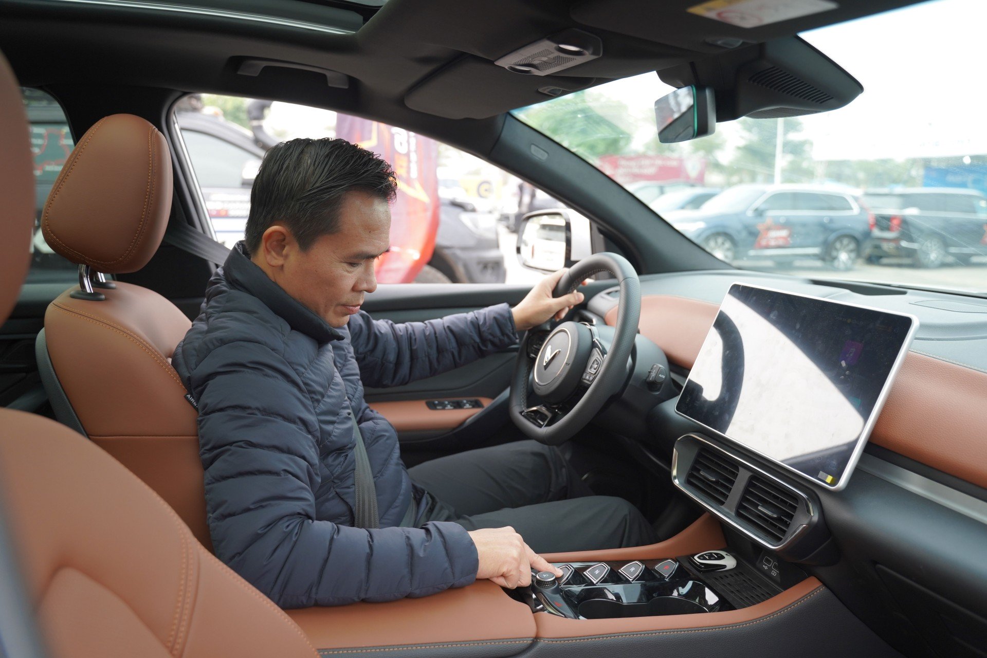 VF8 Lux Plus VF8 Lux Plus