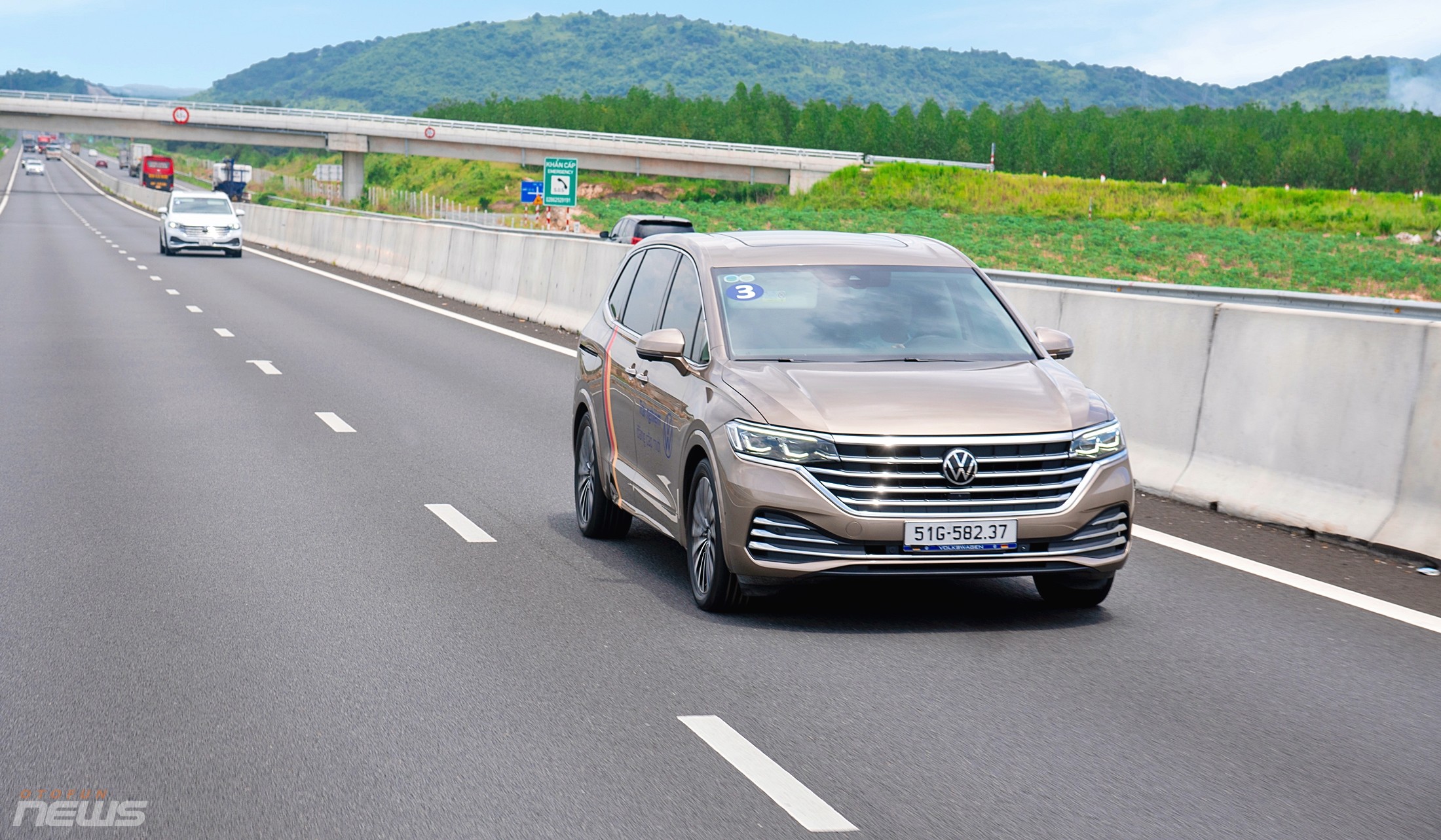 Đánh giá Volkswagen Viloran: Hiện tượng mới trong phân khúc MPV hạng sang Đánh giá Volkswagen Viloran: Hiện tượng mới trong phân khúc MPV hạng sang