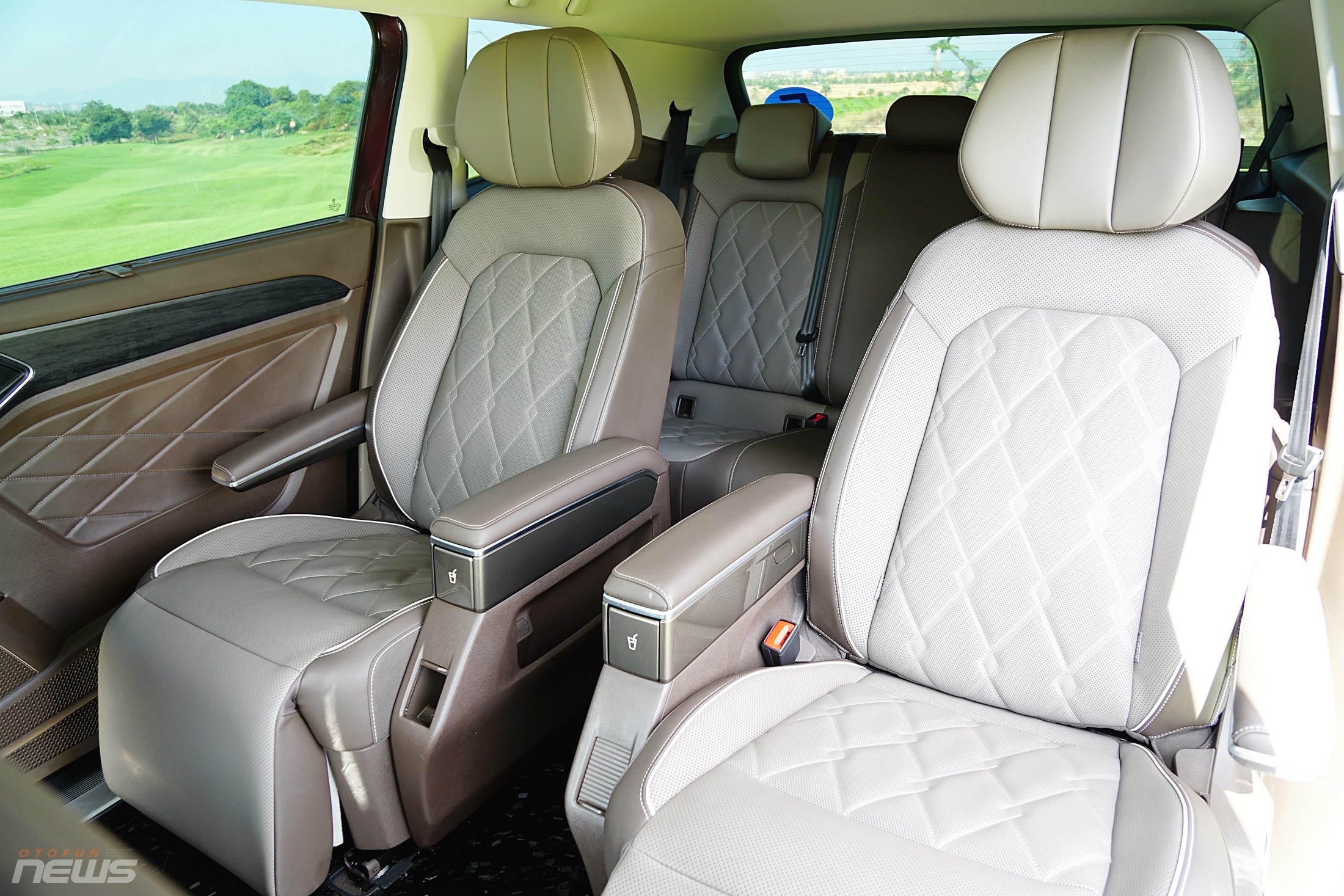 Đánh giá Volkswagen Viloran: Hiện tượng mới trong phân khúc MPV hạng sang Đánh giá Volkswagen Viloran: Hiện tượng mới trong phân khúc MPV hạng sang