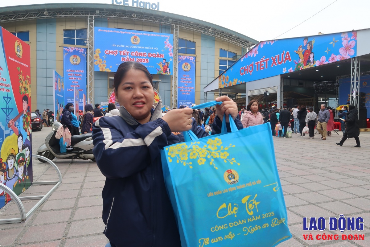 Mang Tết ấm đến với người lao động Thủ đô Mang Tết ấm đến với người lao động Thủ đô