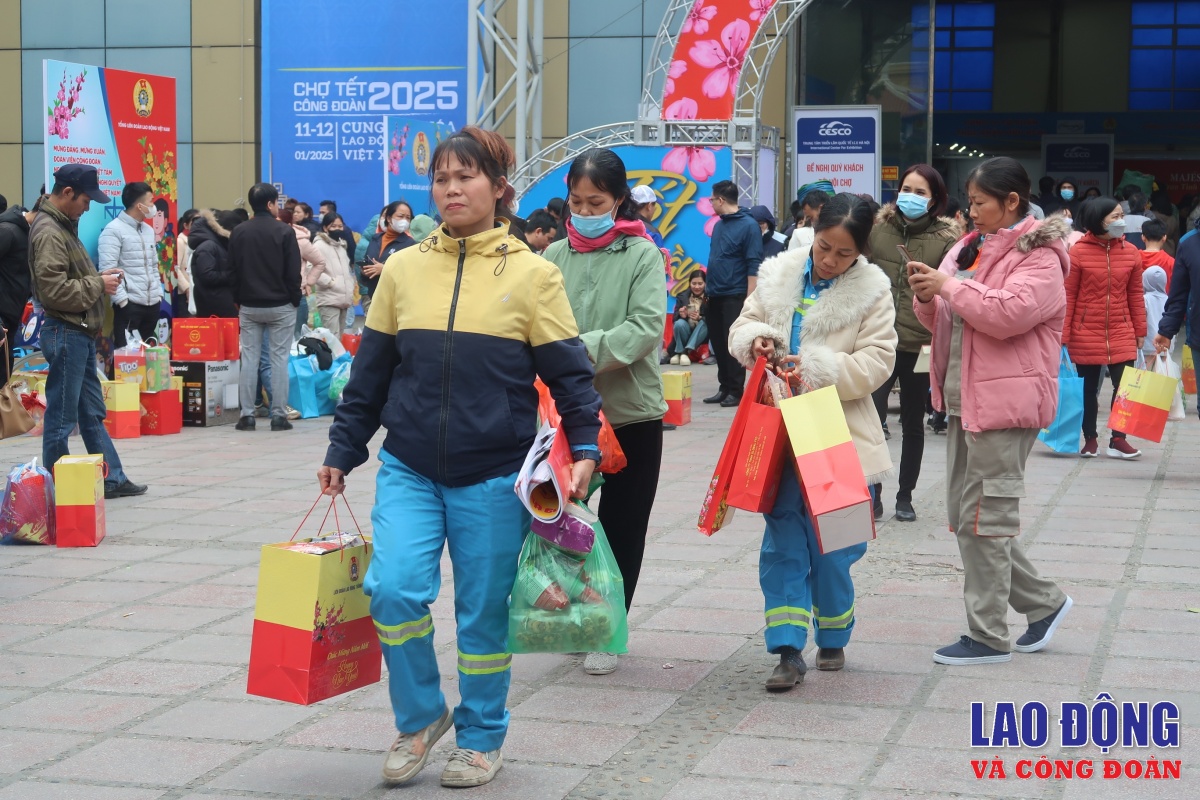 Mang Tết ấm đến với người lao động Thủ đô Mang Tết ấm đến với người lao động Thủ đô