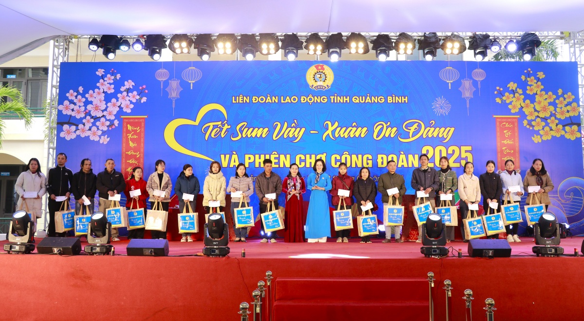 Tết đến sớm với người lao động Quảng Bình: Khi Công đoàn là mái nhà thứ hai