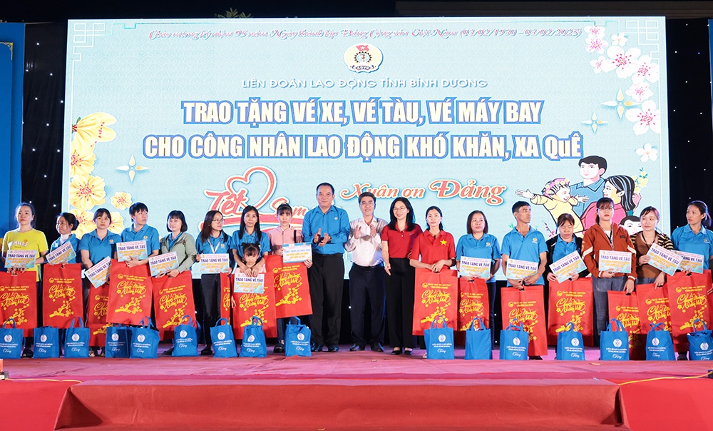 Bình Dương: Khoảng 315 tỷ đồng chăm lo Tết Nguyên đán cho đoàn viên, NLĐ Bình Dương: Khoảng 315 tỷ đồng chăm lo Tết Nguyên đán cho đoàn viên, NLĐ