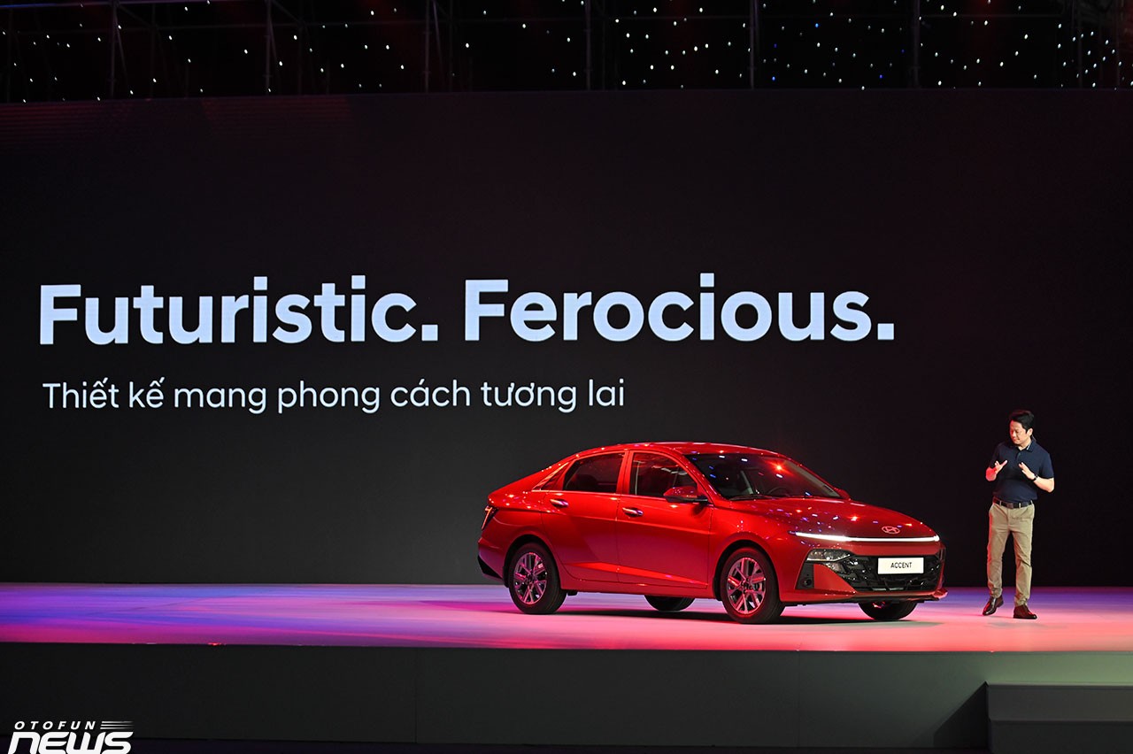 Toyota Vios đòi lại ngôi sedan cỡ B bán chạy nhất năm 2024