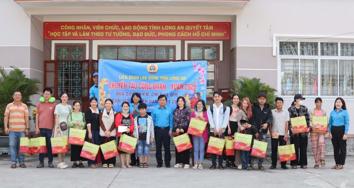 Khi ước mơ sum họp thành hiện thực nhờ chuyến tàu công đoàn