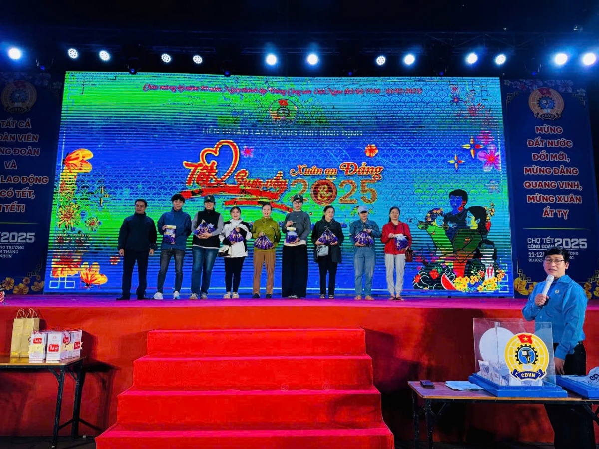 Để tất cả đoàn viên, người lao động tỉnh Bình Định đều có Tết Để tất cả đoàn viên, người lao động tỉnh Bình Định đều có Tết