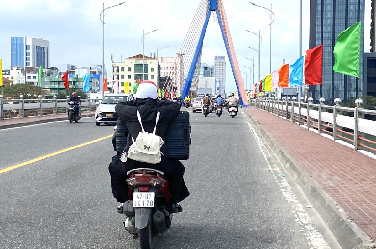 Lao động Lao động