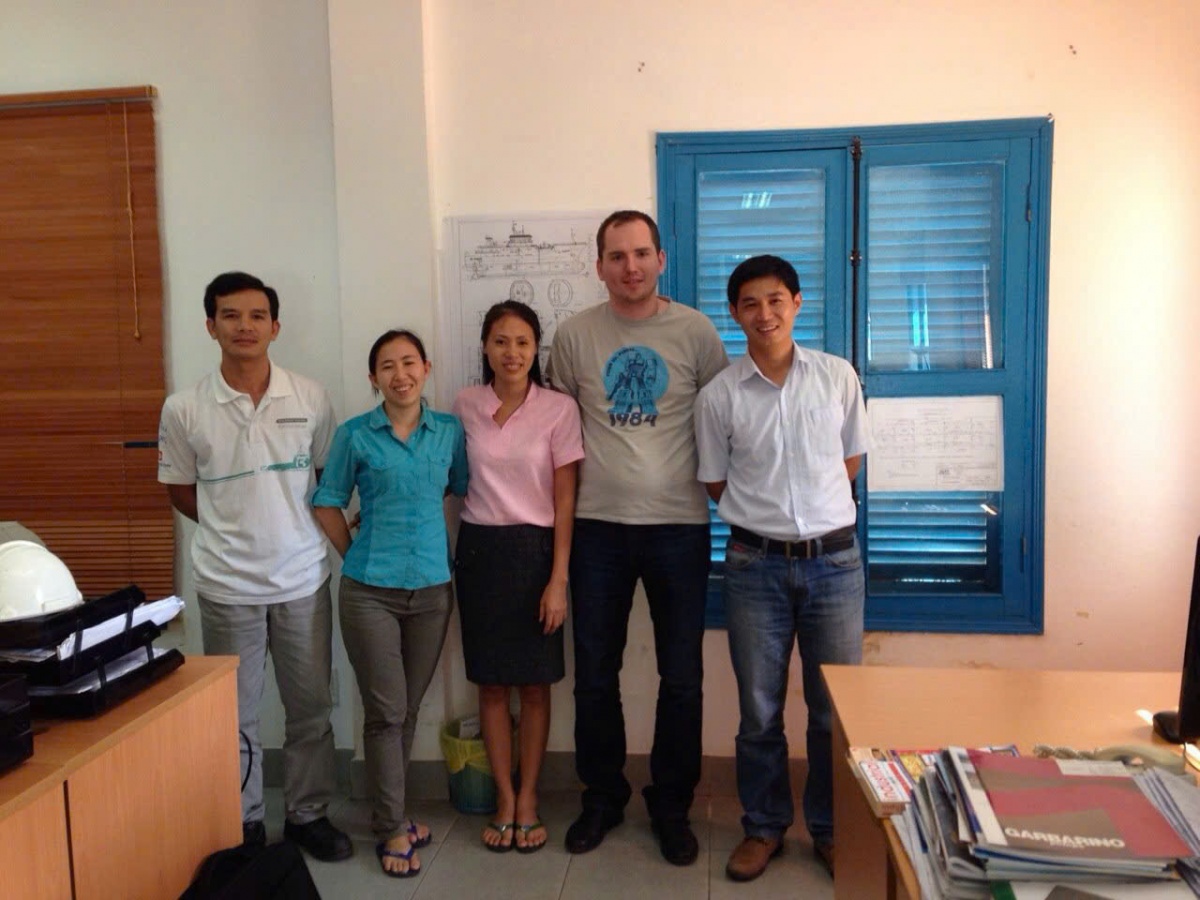 Người đảng viên tận tâm với nghề đóng tàu Người đảng viên tận tâm với nghề đóng tàu