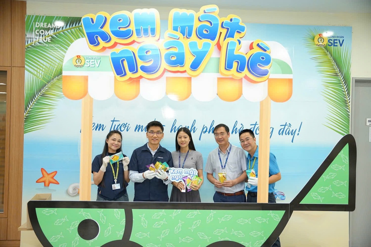 Đứng dậy sau giông tố cuộc đời Đứng dậy sau giông tố cuộc đời