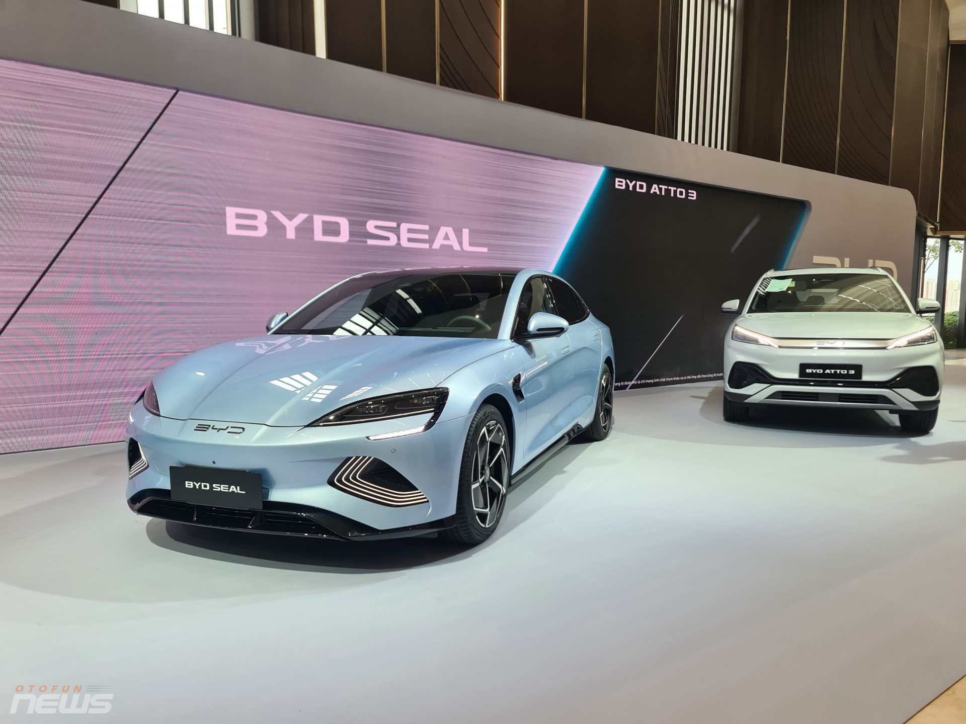 Ô tô Trung Quốc nhập khẩu trong tháng 1/2025 đứng đầu về giá trị, chỉ còn thua một quốc gia về số lượng Ô tô Trung Quốc nhập khẩu trong tháng 1/2025 đứng đầu về giá trị, chỉ còn thua một quốc gia về số lượng