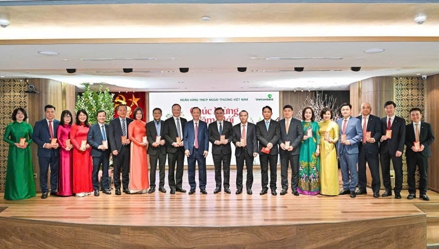 Lãnh đạo Ngân hàng Nhà nước Việt Nam và Đảng ủy Khối Doanh nghiệp Trung ương chúc Tết tại Vietcombank