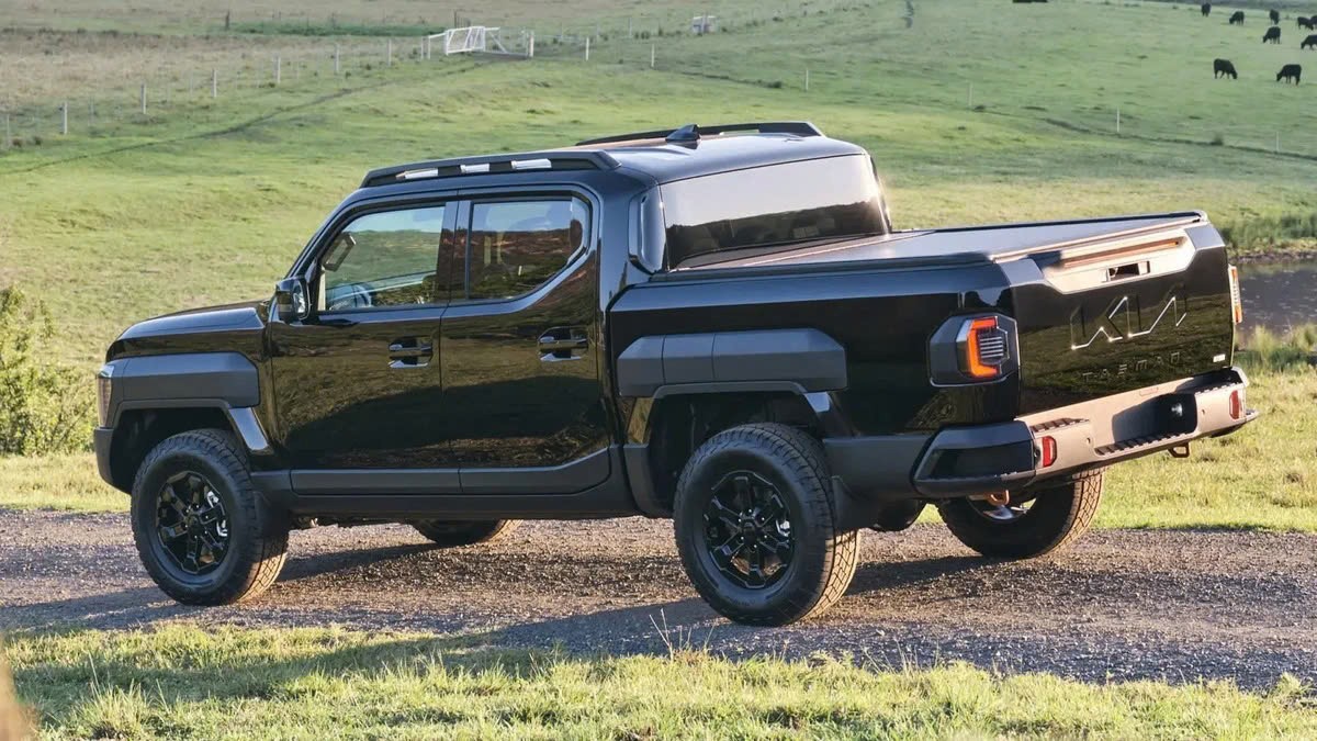 Công bố giá bán tải Kia Tasman, bản cao nhất đắt ngang Sorento hybrid Công bố giá bán tải Kia Tasman, bản cao nhất đắt ngang Sorento hybrid