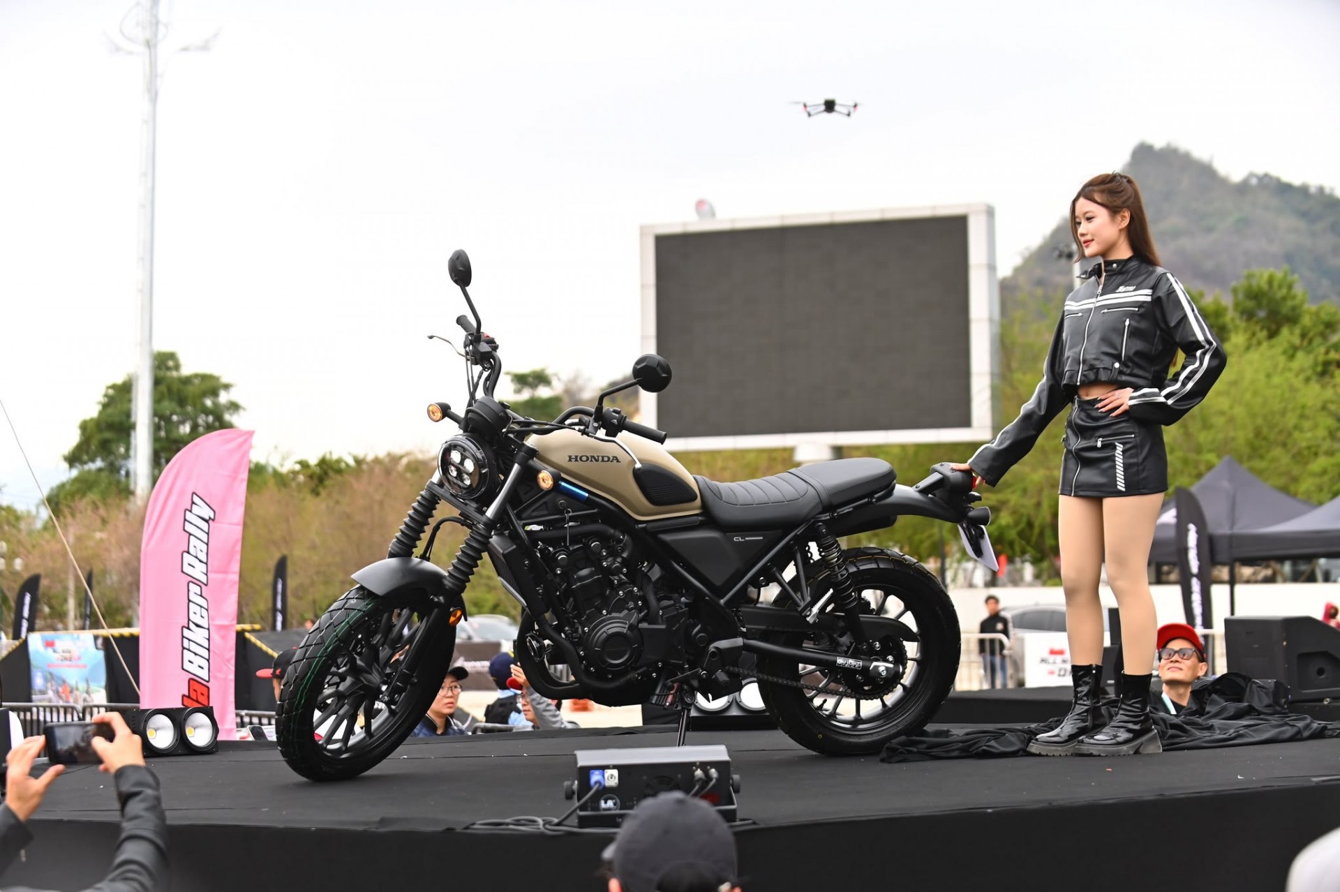 Ra mắt 5 mẫu xe Honda Ra mắt 5 mẫu xe Honda