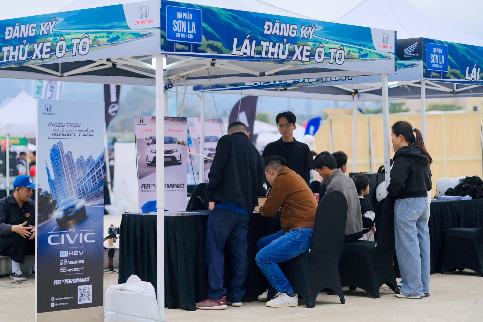 Honda Biker Rally - Sơn La, bữa tiệc cảm xúc của những chủ xe Honda Honda Biker Rally - Sơn La, bữa tiệc cảm xúc của những chủ xe Honda