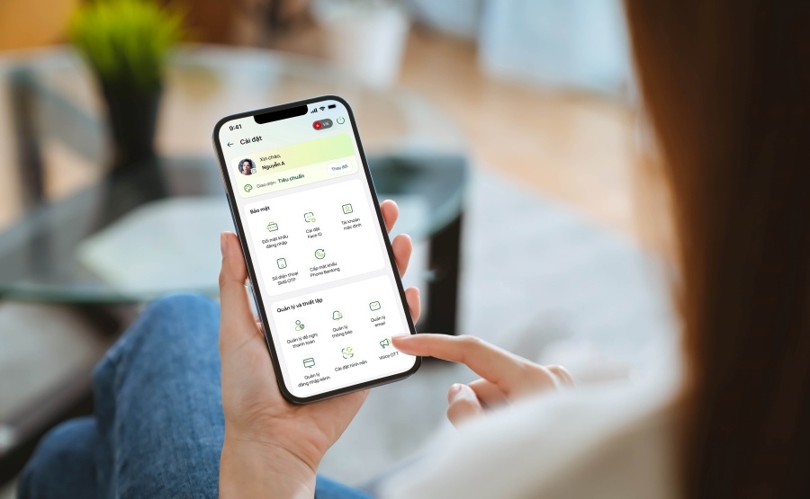 Vietcombank là ngân hàng đầu tiên ra mắt tính năng “Thông báo số dư bằng giọng nói” (Voice OTT) trên app ngân hàng số Vietcombank là ngân hàng đầu tiên ra mắt tính năng “Thông báo số dư bằng giọng nói” (Voice OTT) trên app ngân hàng số