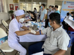 Từ 1/7/2025, người lao động nghỉ ốm nửa ngày được hưởng trợ cấp