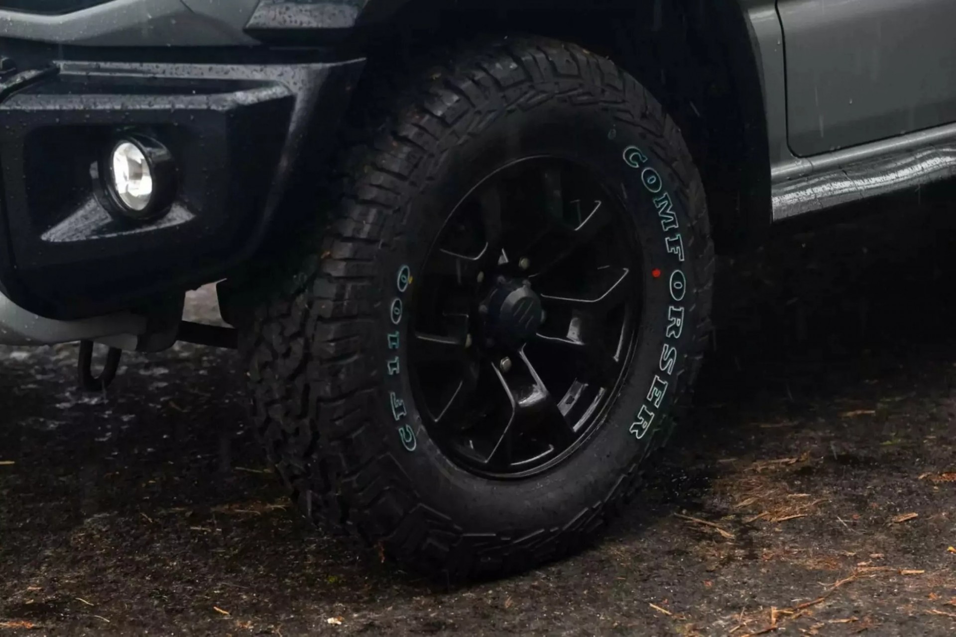 Độc đáo Suzuki Jimny độ phong cách 'G63 AMG 6x6' Độc đáo Suzuki Jimny độ phong cách 'G63 AMG 6x6'