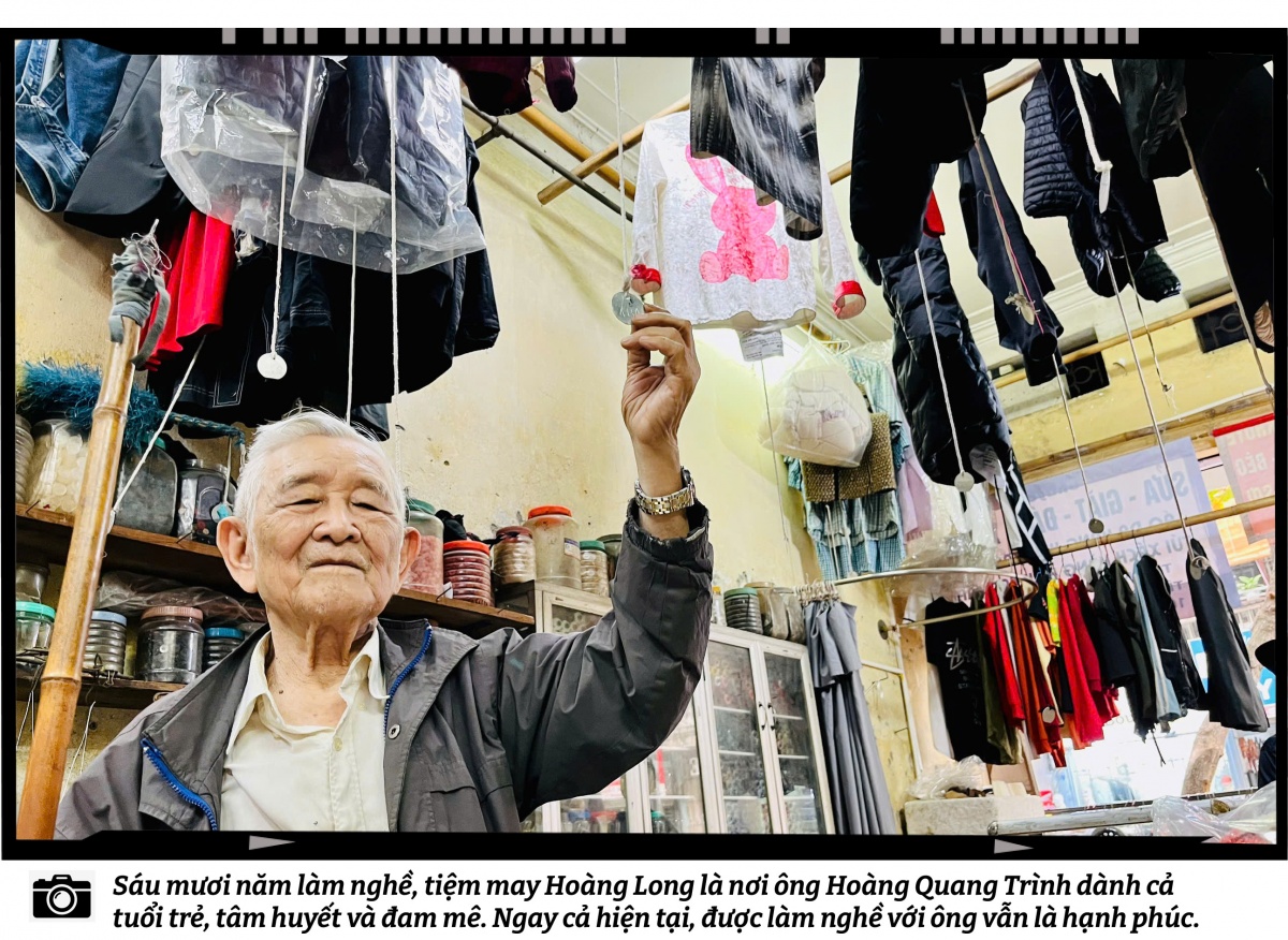 Nét xưa dáng nay: Người sửa chữa quần áo thời hiện đại