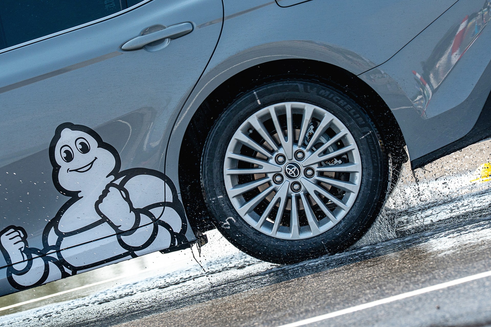 Michelin ra mắt loại lốp dành cho xe điện và xe hybrid Michelin ra mắt loại lốp dành cho xe điện và xe hybrid