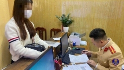 Nữ tài xế vượt đèn đỏ 7 lần bị phạt tiền tới 133 triệu đồng