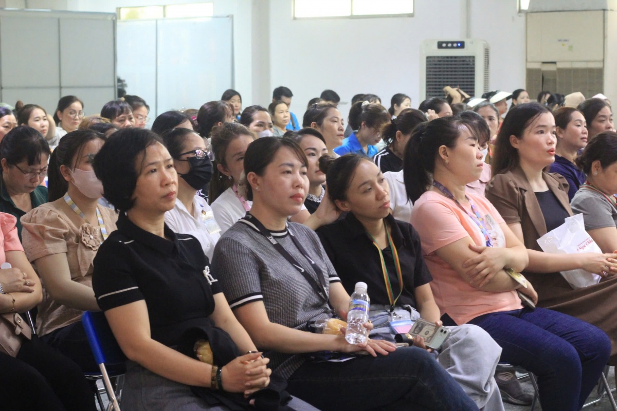 Công đoàn Đồng Nai: “Lá chắn” bảo vệ quyền lợi cho lao động nữ Công đoàn Đồng Nai: “Lá chắn” bảo vệ quyền lợi cho lao động nữ