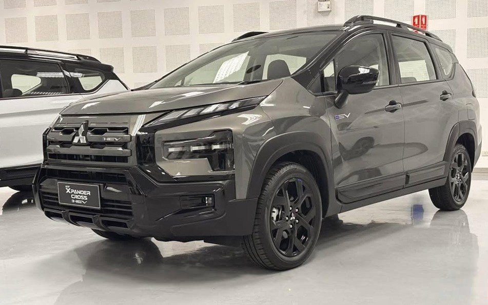 Cận cảnh bộ trang bị thể thao dành cho Mitsubishi Xpander HEV Cận cảnh bộ trang bị thể thao dành cho Mitsubishi Xpander HEV