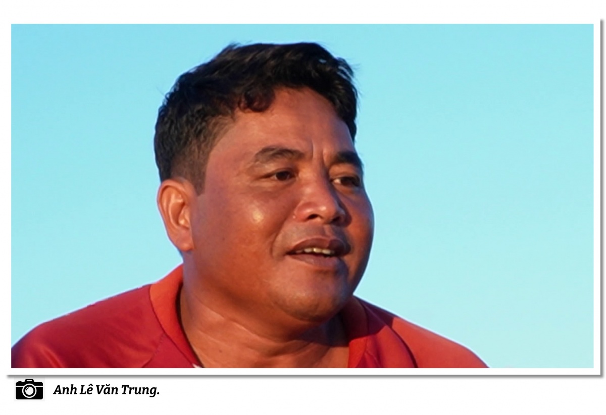 Thợ đóng đáy hàng khơi: Những người treo mình trên sóng gió