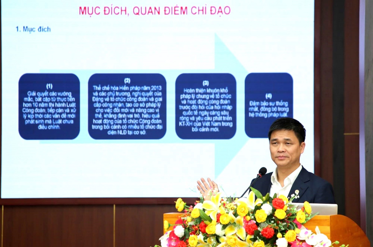 Đổi mới tư duy, tầm nhìn và kỹ năng cho cán bộ công đoàn tỉnh Quảng Bình