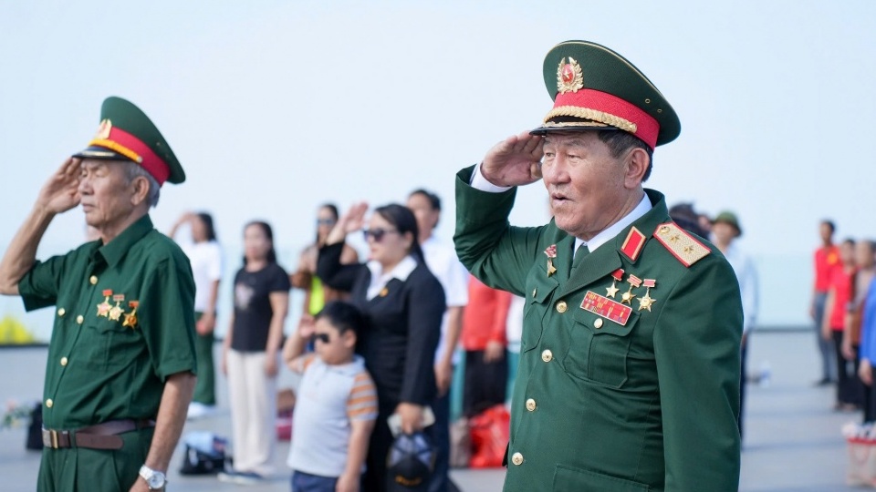 Núi Bà Đen đón Trung tướng Phạm Tuân và hơn 100 cựu chiến binh về lại chiến trường xưa