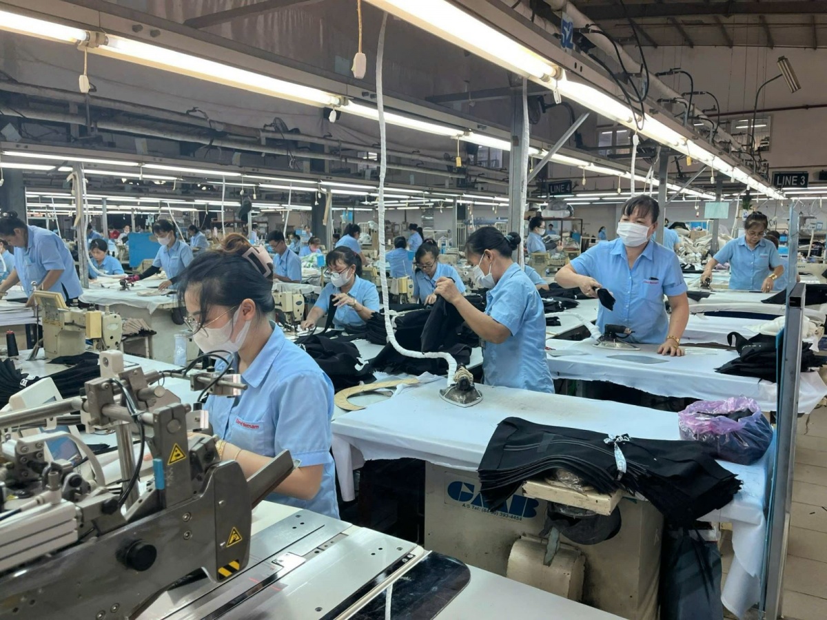 Công đoàn đồng hành cùng kinh tế tư nhân phát triển bền vững Công đoàn đồng hành cùng kinh tế tư nhân phát triển bền vững