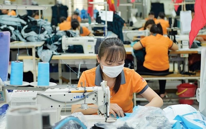  Quy định tạm dừng đóng kinh phí công đoàn cho thấy tư duy chính sách hiện nay đang ngày càng tiếp cận thực tiễn và có tính thích ứng cao. Ảnh minh hoạ