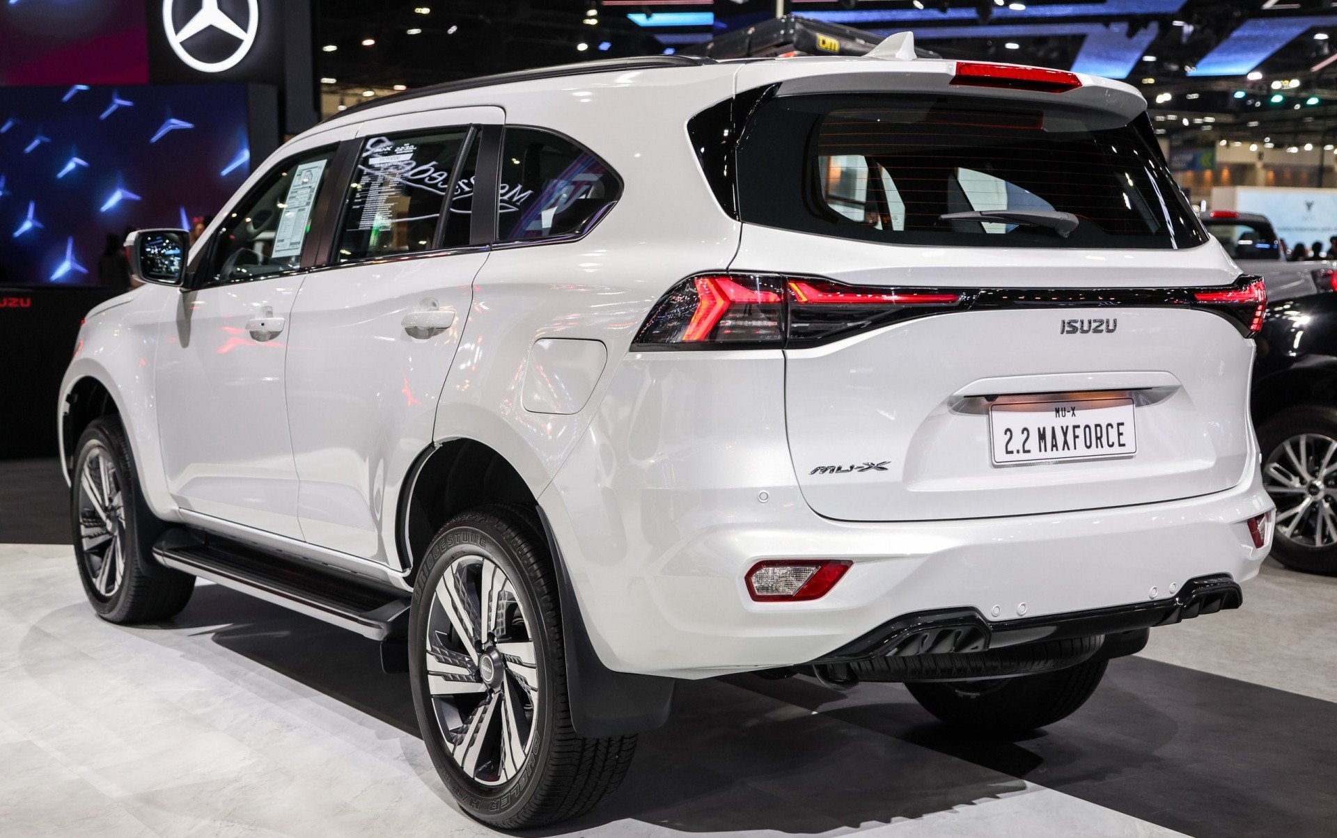 Bộ đôi Isuzu D-Max và Mu-X 2025 được trang bị động cơ 2.2L hoàn toàn mới