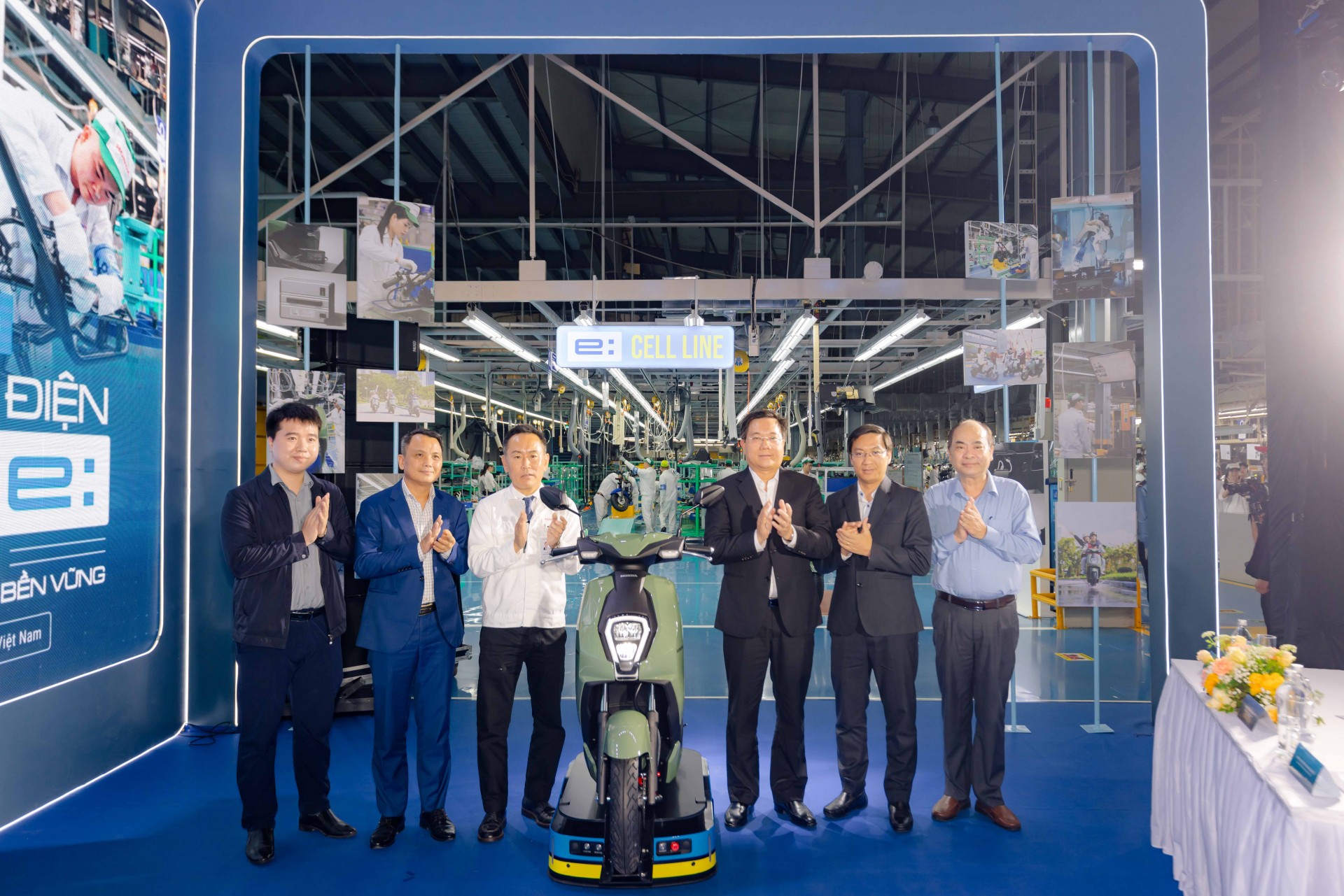 Xe máy điện Honda ICON e: đầu tiên xuất xưởng