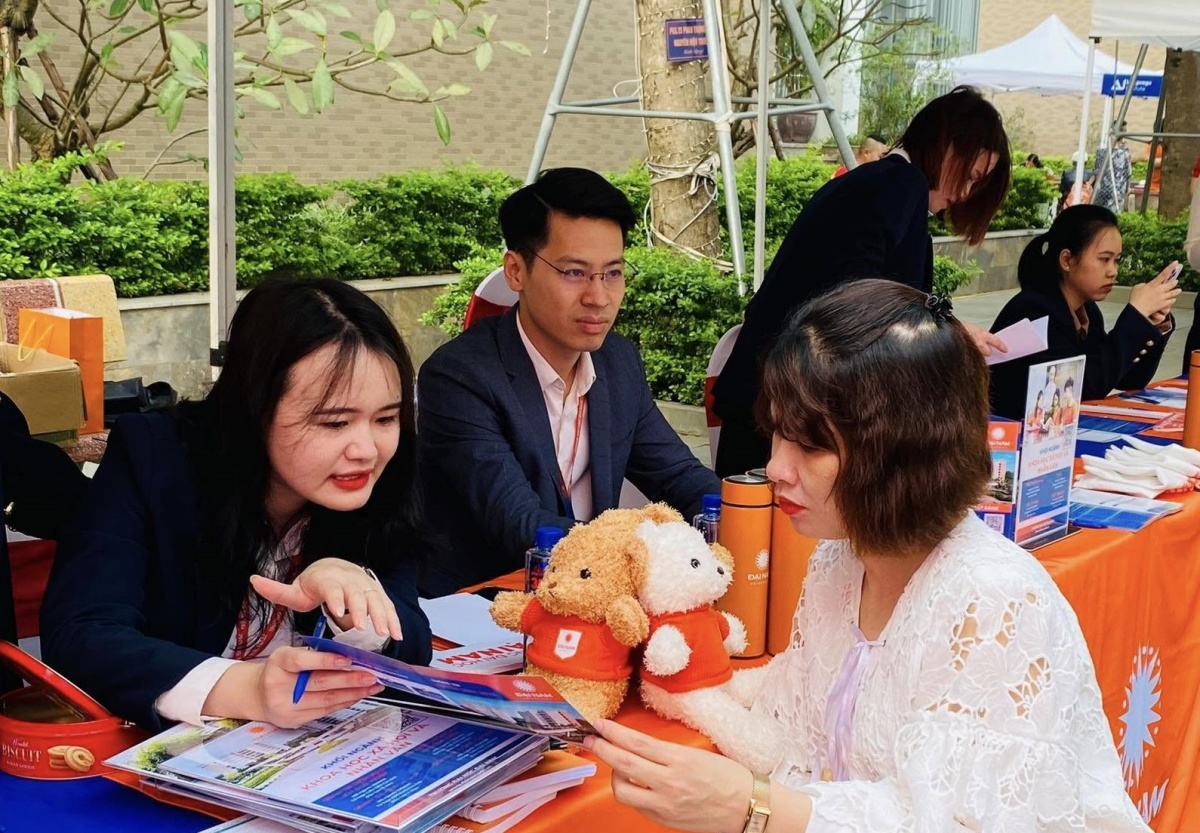 Trung tâm Dịch vụ việc làm Hà Nội: Kết nối việc làm, ổn định thị trường lao động Thủ đô