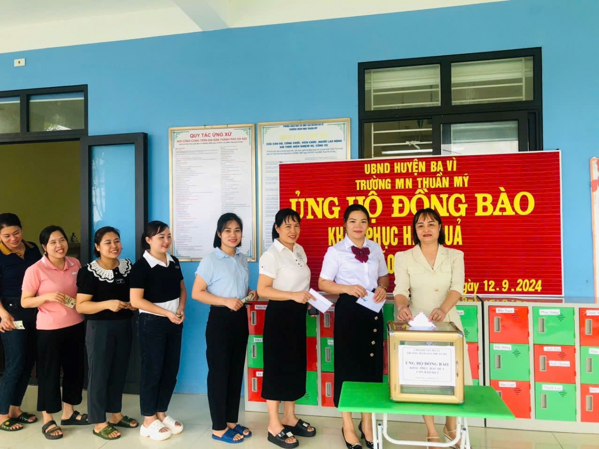 Tấm gương sáng trong giáo dục mầm non và hoạt động công đoàn