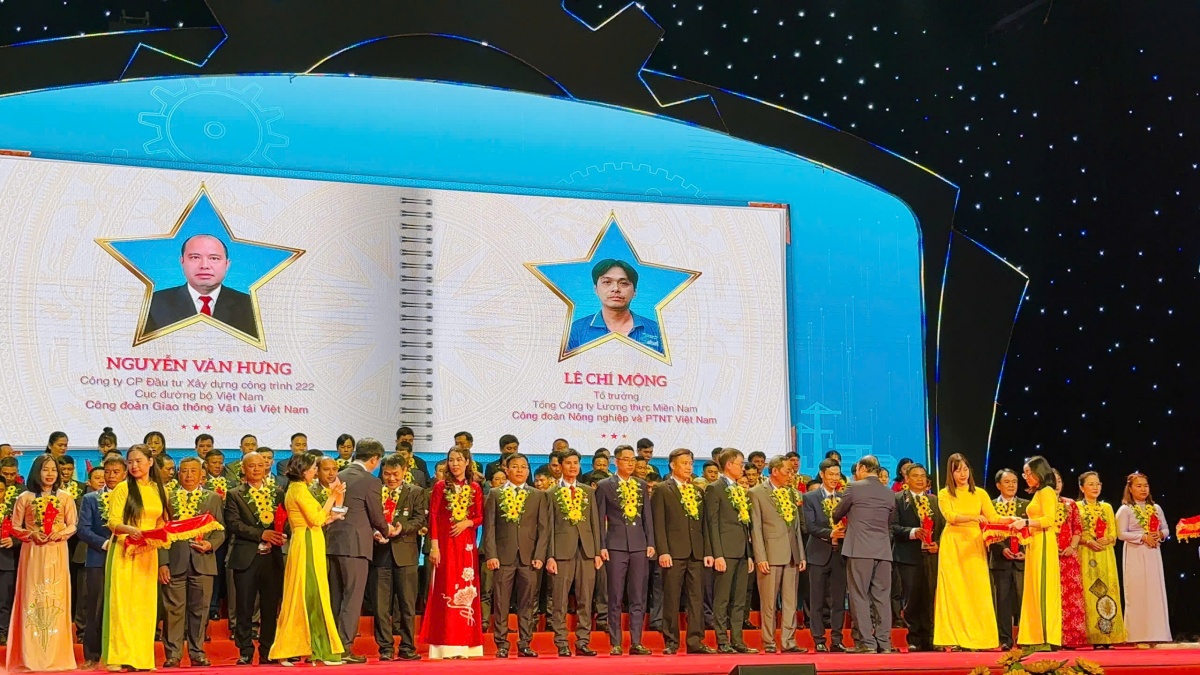 Đảng viên công nhân Lê Chí Mộng: Đam mê sáng tạo, hết mình làm theo lời Bác