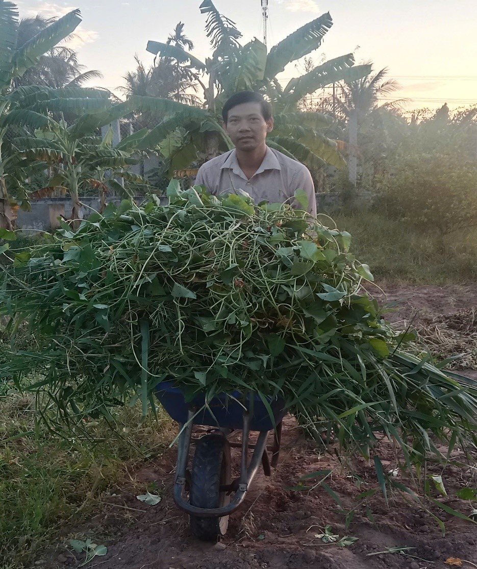 Công đoàn đồng hành với giáo viên trong giảng dạy và vươn lên thoát nghèo Công đoàn đồng hành với giáo viên trong giảng dạy và vươn lên thoát nghèo