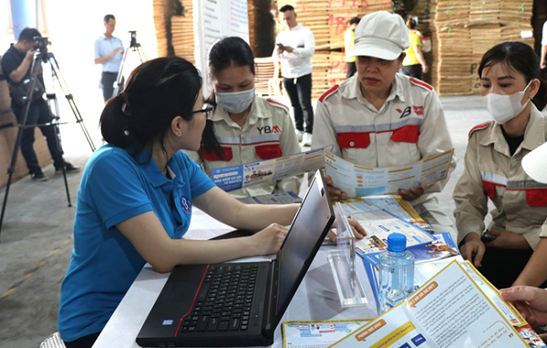 Đây không chỉ là vấn đề kỹ thuật, mà là chuyển đổi cách tiếp cận an sinh theo hướng lấy người thụ hưởng làm trung tâm. Đây không chỉ là vấn đề kỹ thuật, mà là chuyển đổi cách tiếp cận an sinh theo hướng lấy người thụ hưởng làm trung tâm.