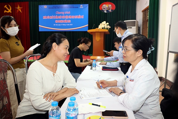 Luật BHXH 2024: Khi pháp luật lắng nghe tiếng lòng người mẹ