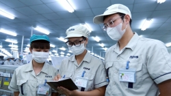 Công đoàn thổi lửa, động viên, dẫn dắt công nhân vào Đảng