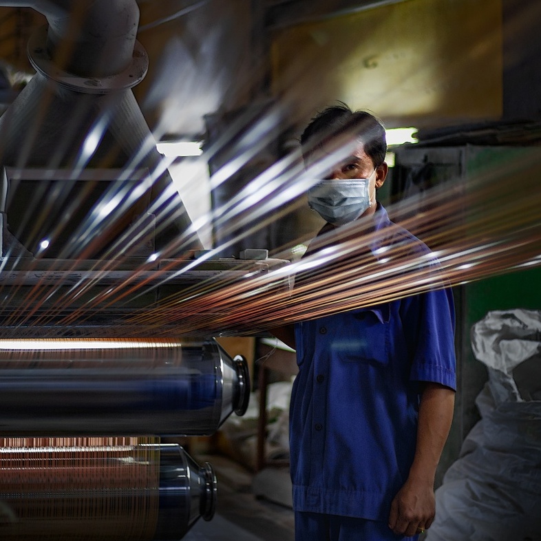 Công nhân Việt Nam và hành trình không nghỉ