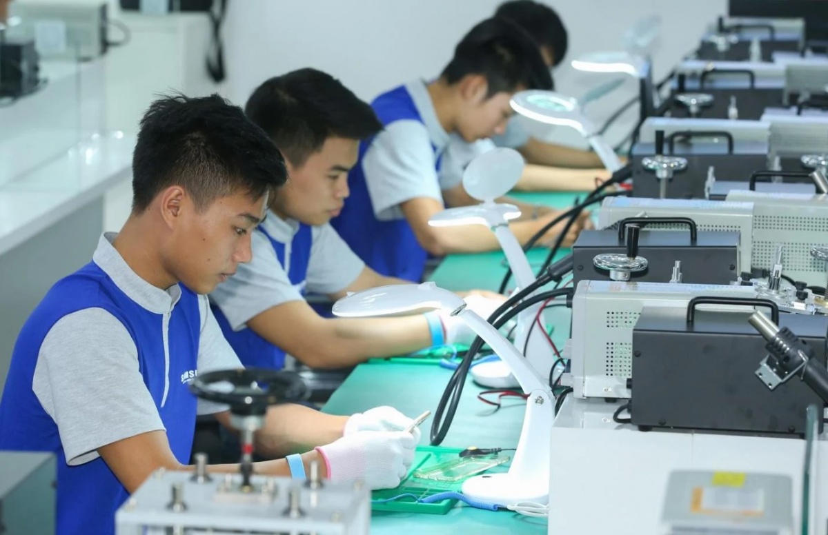 Những cơ hội học tập “trong tầm tay” cho công nhân thời đại mới